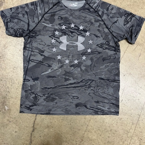 UnderArmor - Picture 3 of 4